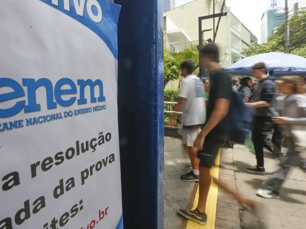 O segundo dia de prova do Enem foi realizado neste domingo. Foto: Paulo Pinto/Agência Brasil