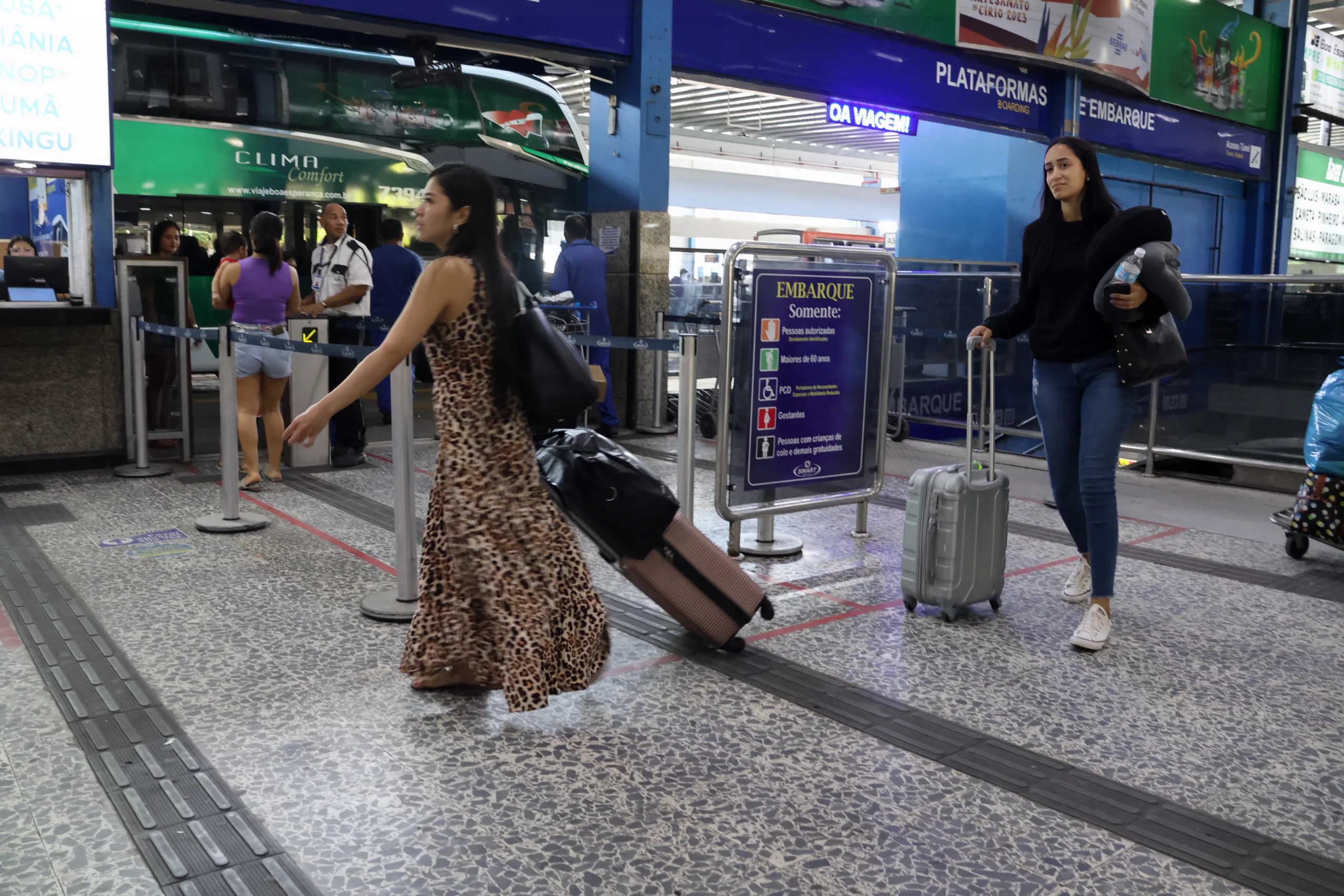 O Terminal Rodoviário de Belém, no bairro de São Brás, na capital paraense, deve receber cerca de 11.700 passageiros circulando no Terminal durante o feriado de feriado do Dia de Finados, neste sábado (02).