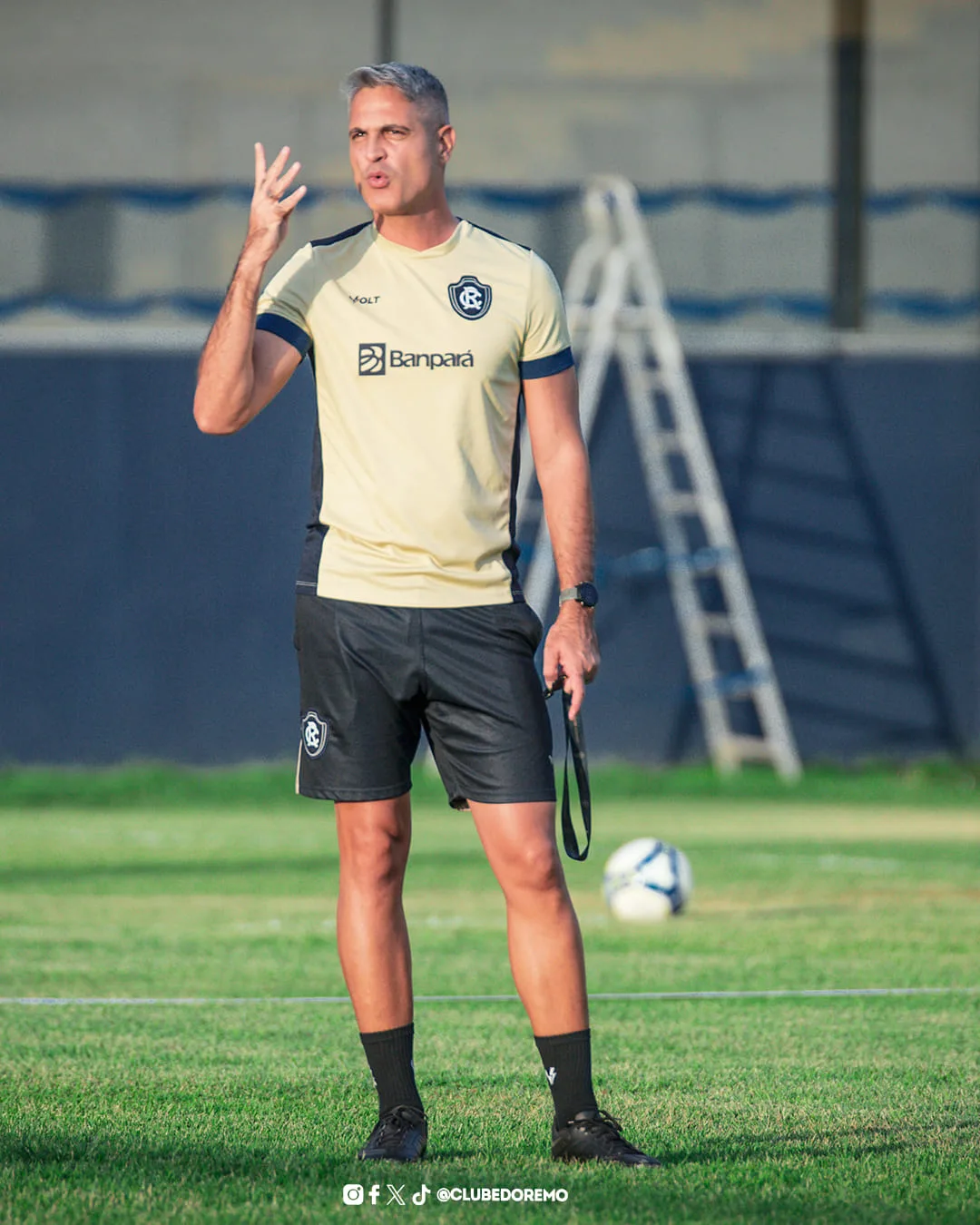 Rodrigo Santana ainda aguarda para ter o elenco azulino fechado para o ano que vem. FOTO: SAMARA MIRANDA-REMO