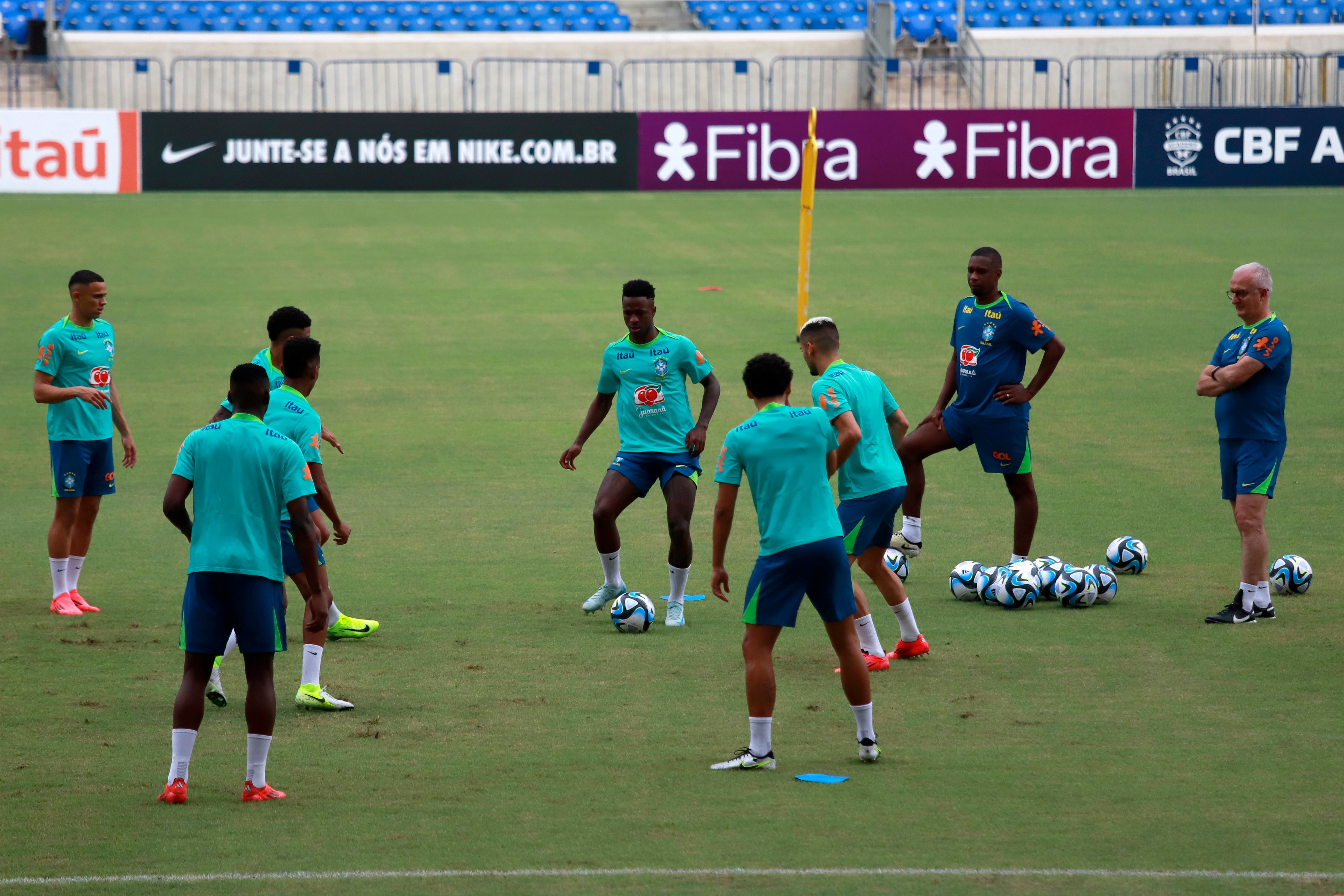 Descubra os planos da CBF para uma apresentação inédita da Seleção Brasileira no Mangueirão, contra uma seleção do resto do mundo