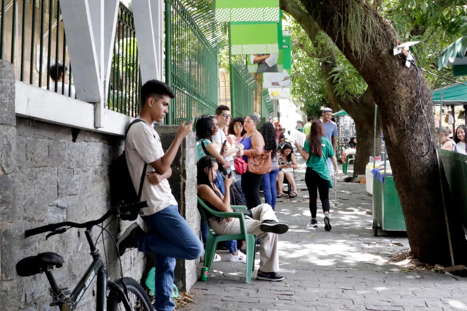 Em Belém, o dia de prova foi marcado pela tranquilidade, mas com filas nos locais de aplicação do Exame. Não foi registrado nenhum candidato atrasado para a prova.