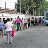 Segundo moradores, principalmente da Cidade Nova, há poucos coletivos e muita demora. Enquanto isso, a Prefeitura prometeu nova frota e nada...