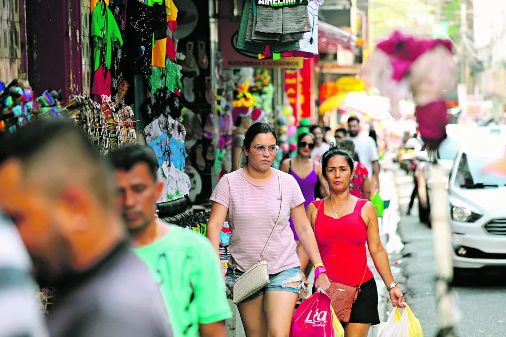 Centro Comercial de Belém já está bastante movimentado para as compras de fim de ano.

