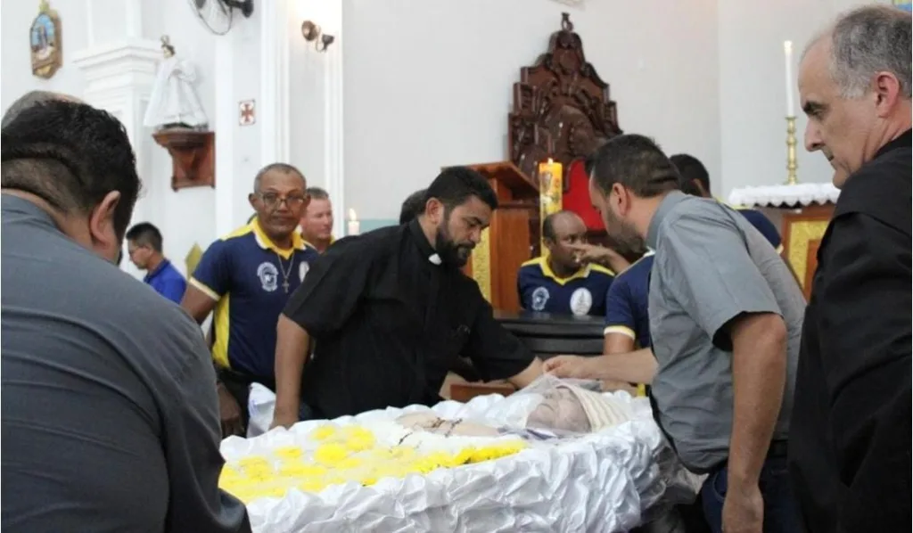 Falecimento e funeral de Dom José Luís Azcona. Bispo do Marajó é velado na Catedral Nossa Senhora da Consolação em Soure, Marajó.