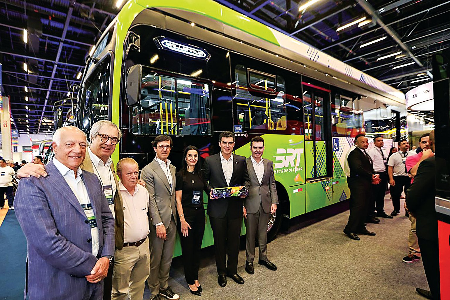 Em agosto, o governador Helder Barbalho e o ministro Jader Filho visitaram a fábrica da empresa onde os ônibus estão sendo fabricados, em São Paulo FOTO: MARCO SANTOS / AGÊNCIA PARÁ