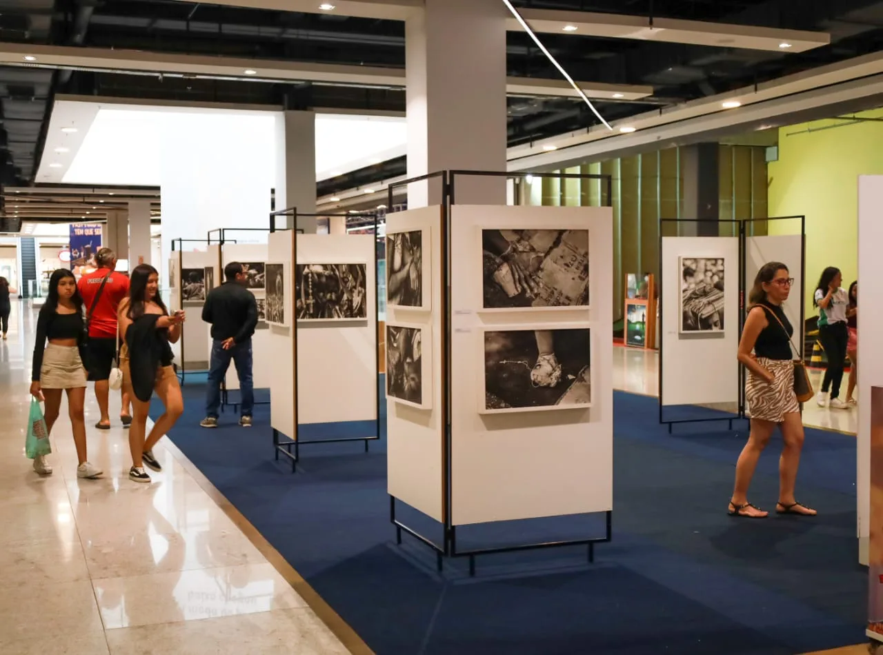 Exposição Mãos de Fé