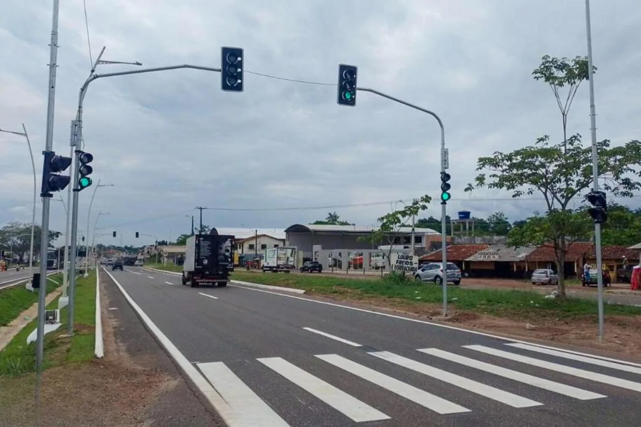 O equipamento instalado pelo Detran começa a funcionar nesta semana e envolve a implantação de dois jogos semafóricos. Foto: Divulgação