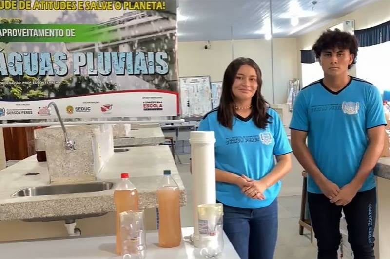 Além de transformar água da chuva em água potável, o projeto integra outras atividades sustentáveis e envolve a comunidade escolar em ações como a produção de sabão ecológico, mosquitoeiras em garrafas pet e a horta ecológica