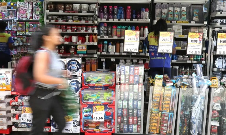Desenrola Pequenos Negócios, que integra o programa Acredita, já atendeu 95 mil MEIs, que recuperaram o acesso ao crédito e voltaram a investir. Até 95% de desconto