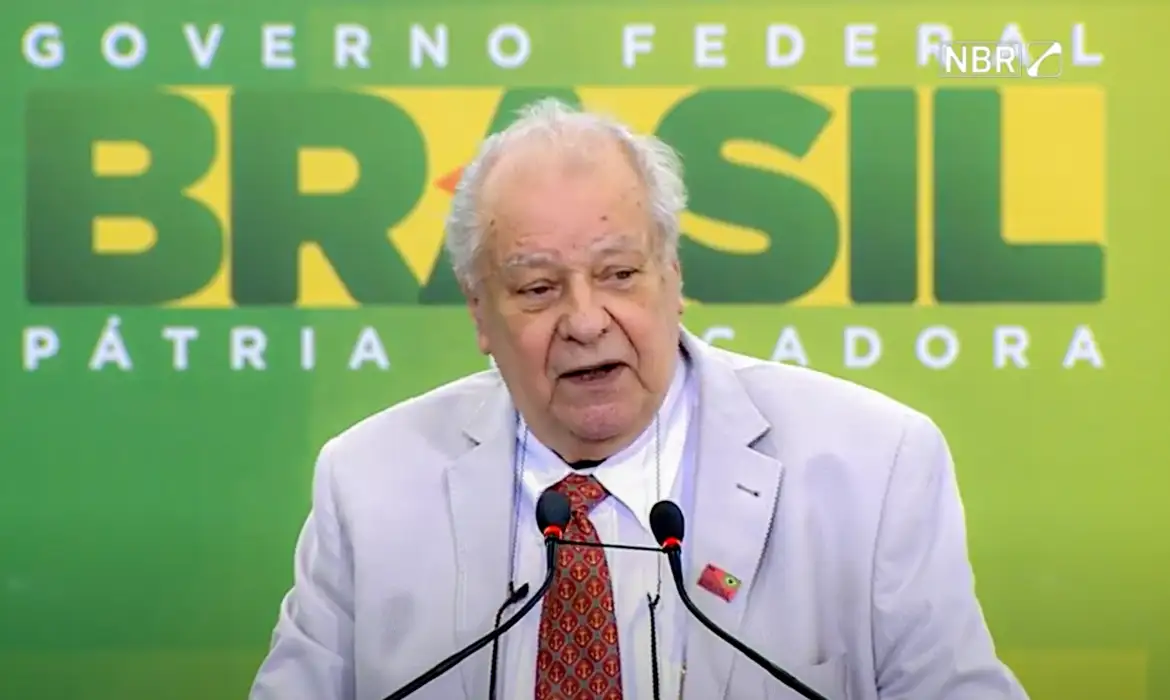 O físico e engenheiro eletrônico paulista Rogério Cézar de Cerqueira Leite morreu aos 93 anos na madrugada deste domingo (1º)