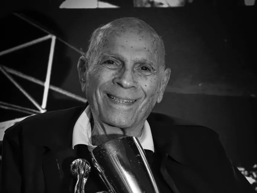 O bicampeão mundial de basquete Amaury Pasos morreu na madrugada desta quinta-feira (12), em São Paulo, aos 89 anos.