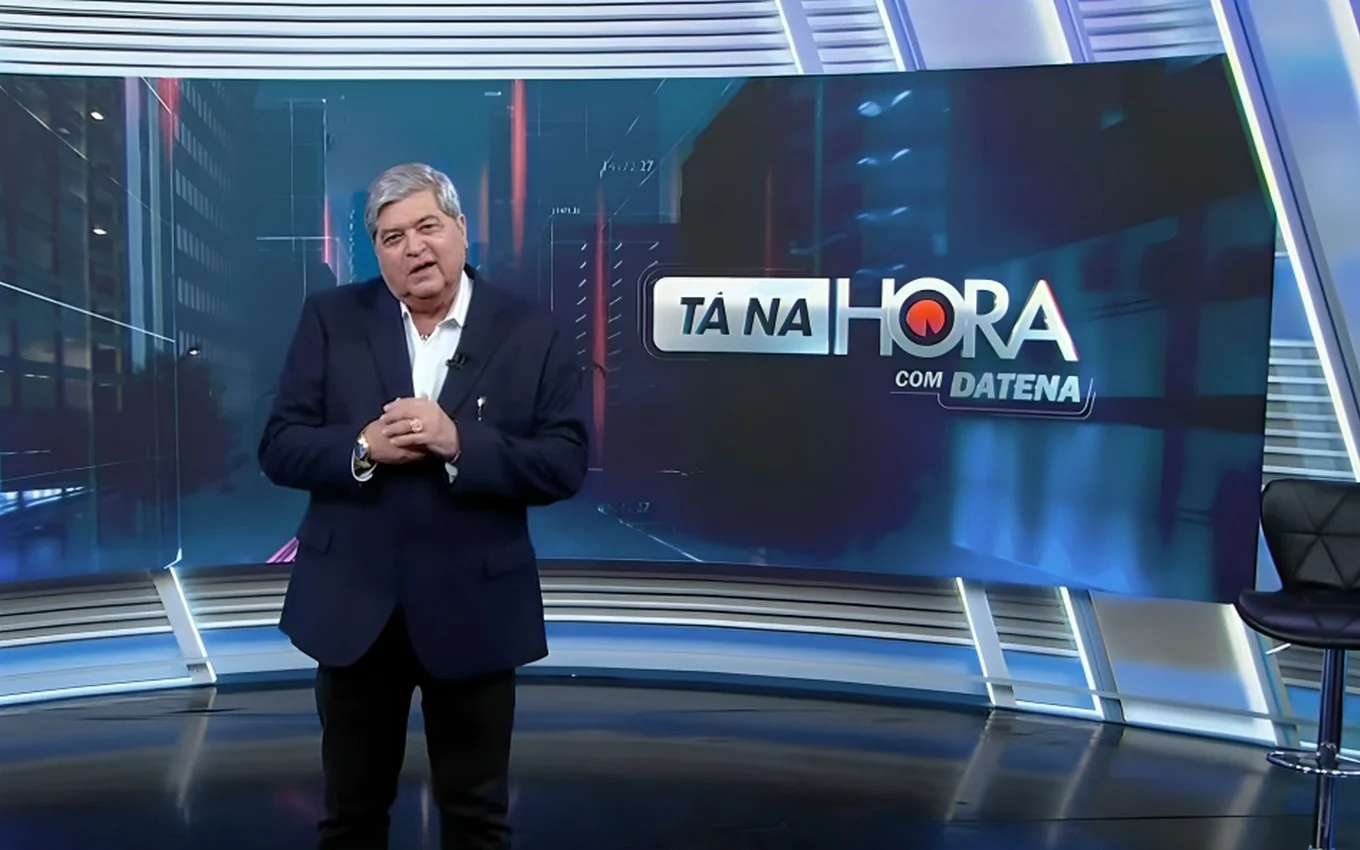 SBT criou um novo cenário e mudou o horário da programação.