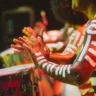 Percussão da Timbalada volta a agitar os foliões de Belém