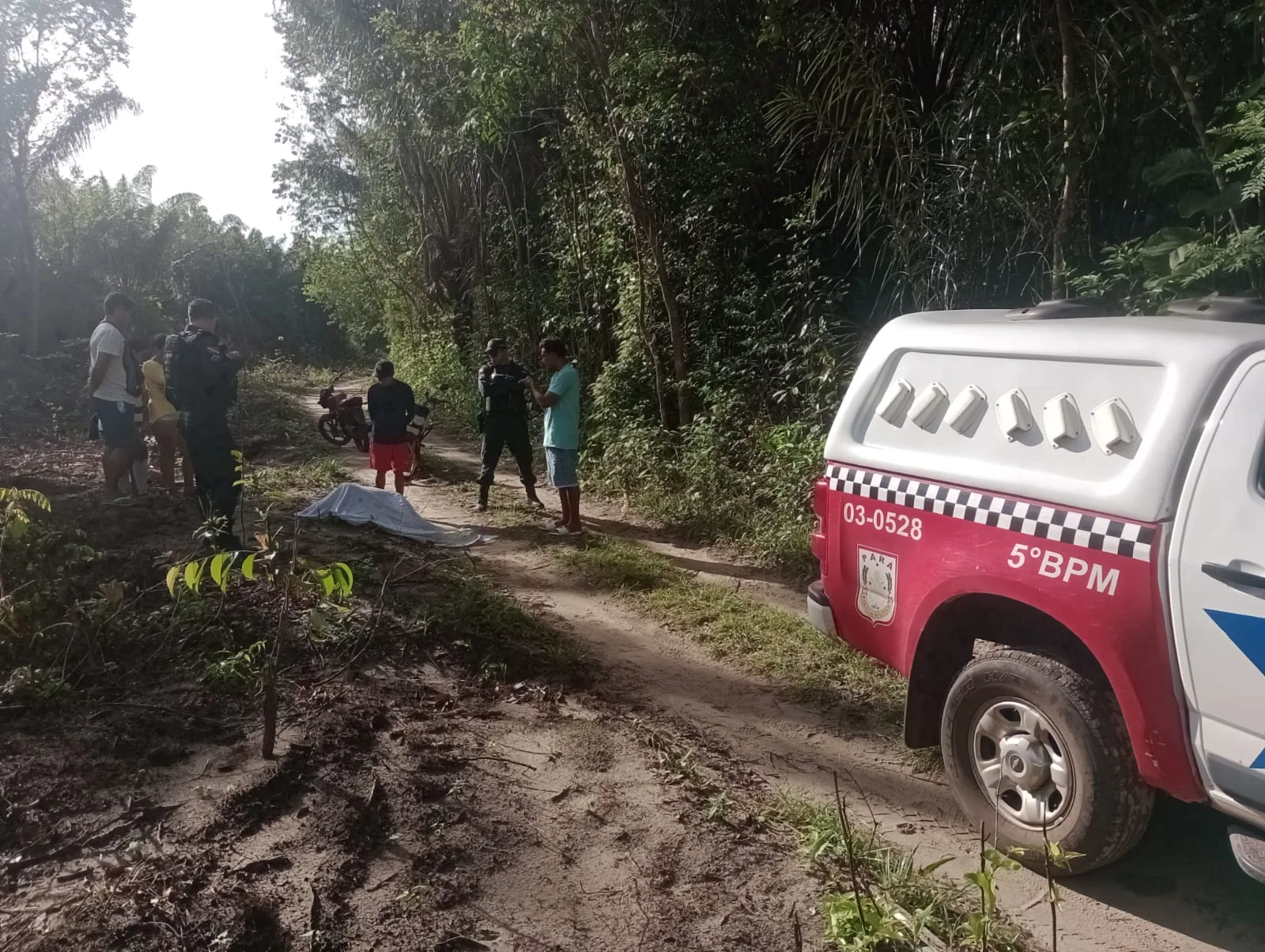 Na madrugada de sexta-feira (17), um homem foi assassinado na zona rural do município de Curuçá, região do nordeste paraense. A vítima usava tornozeleira eletrônica.