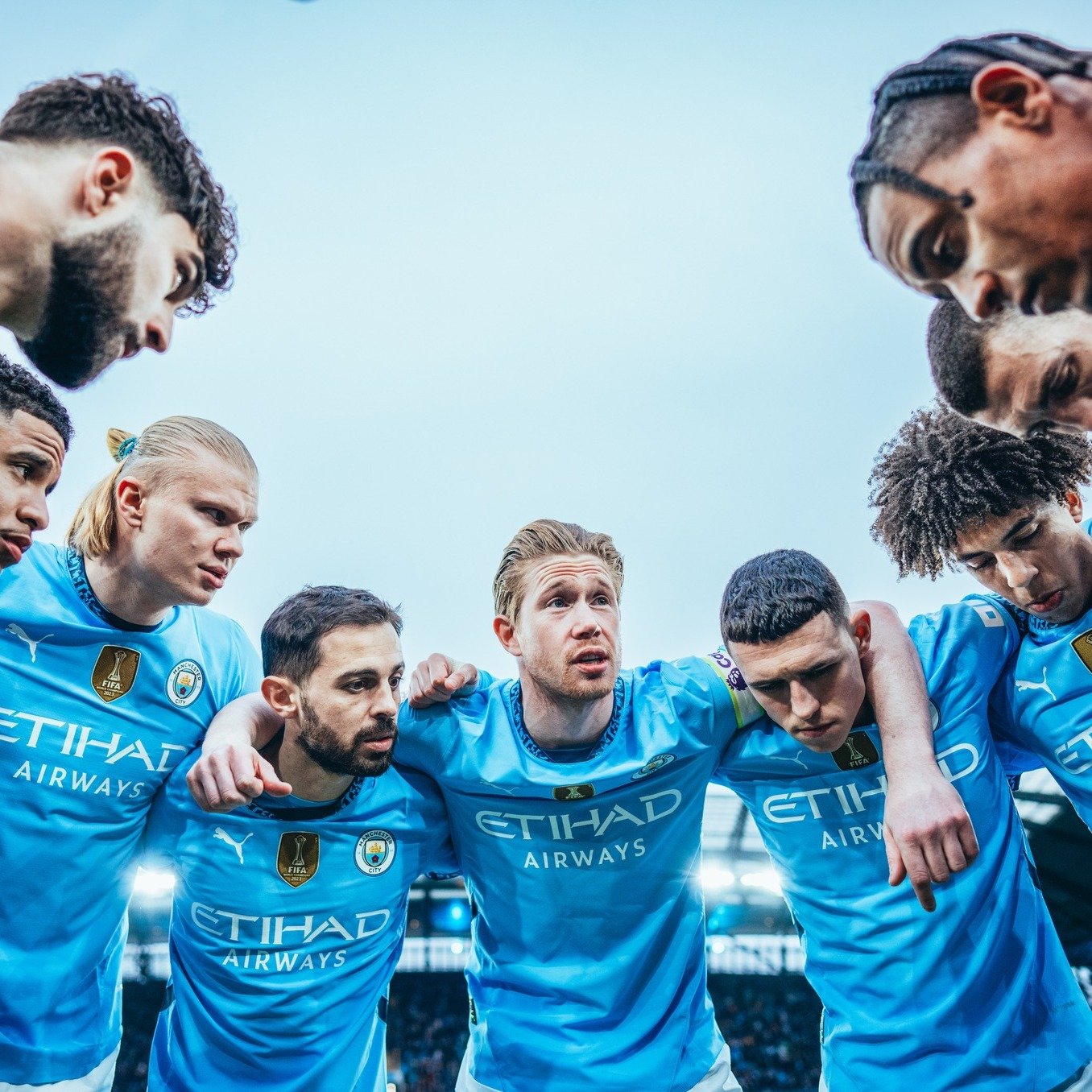Saiba tudo sobre o jogo Manchester City x Club Brugge na UEFA Champions League. Descubra onde assistir ao vivo e o que está em jogo.