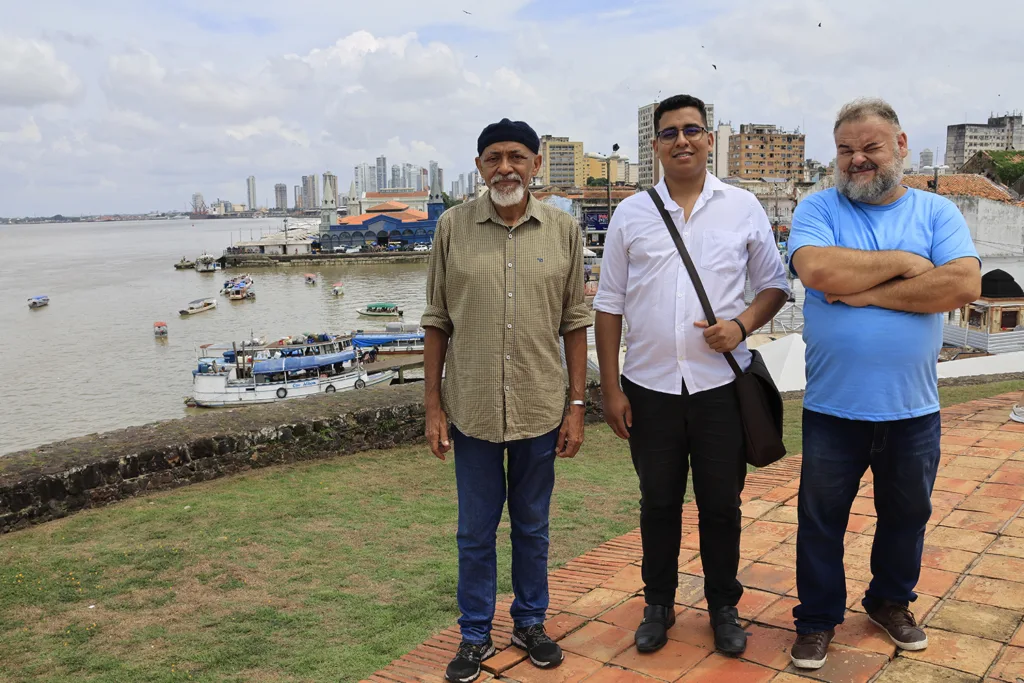 Conheça a rica história e memória de Belém. Descubra como pesquisadores e historiadores estão resgatando as memórias da cidade paraense.