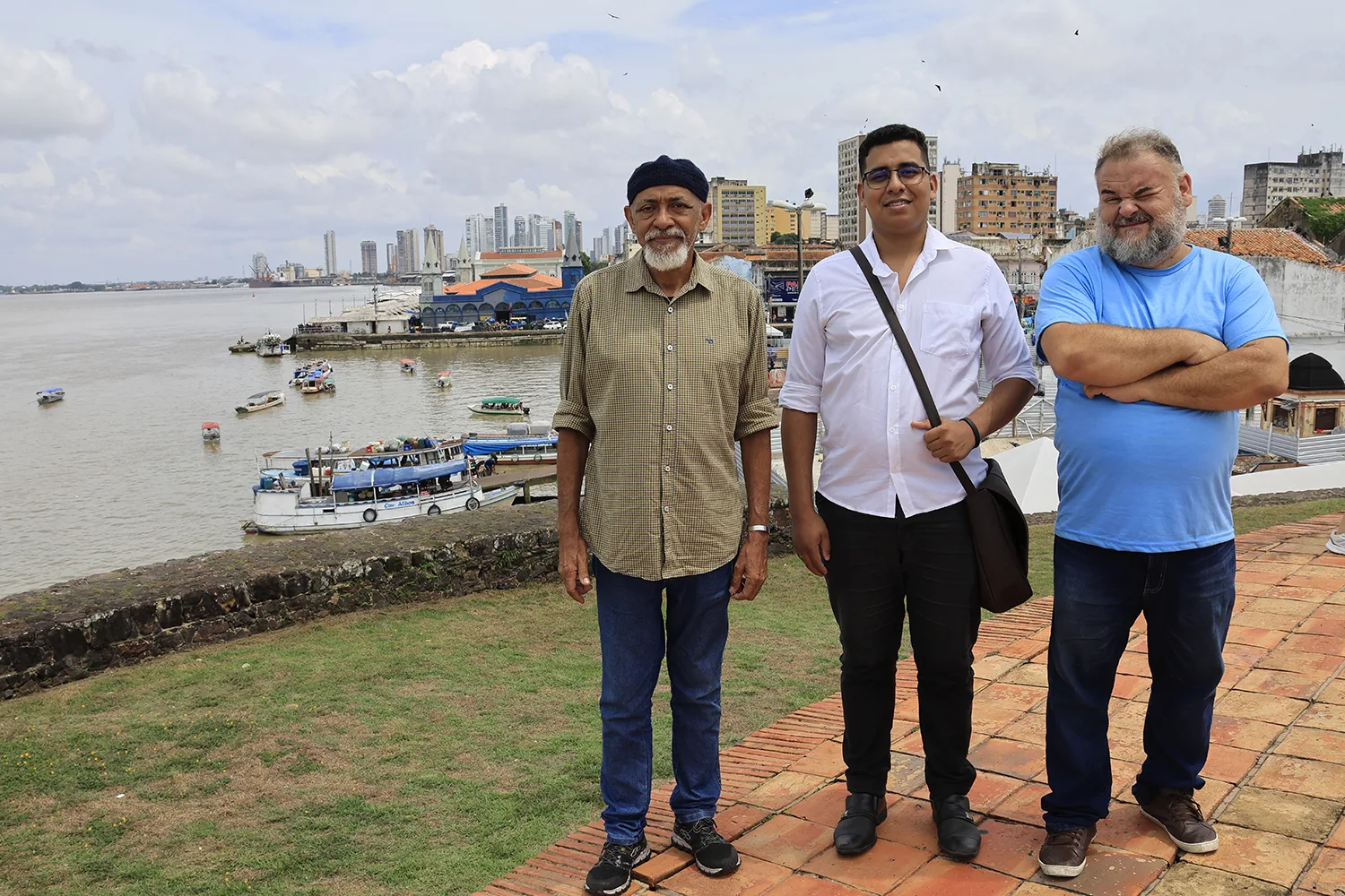 Conheça a rica história e memória de Belém. Descubra como pesquisadores e historiadores estão resgatando as memórias da cidade paraense.