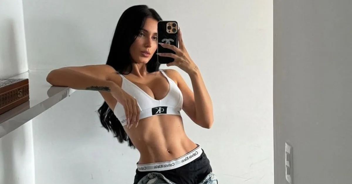 Com mais de 1,1 milhão de seguidores no Instagram, Fernanda, que foi musa de A Fazenda 16, rapidamente recebeu milhares de curtidas na publicação, sendo a de Neymar Pai uma das primeiras