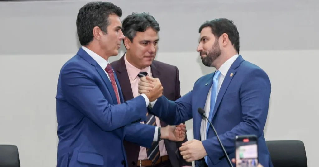 Governador Helder Barbalho e prefeito Igor Normando se reúnem para discutir ações conjuntas para o desenvolvimento de Belém. Governador Helder Barbalho e prefeito Igor Normando se reúnem para discutir ações conjuntas para o desenvolvimento de Belém.
