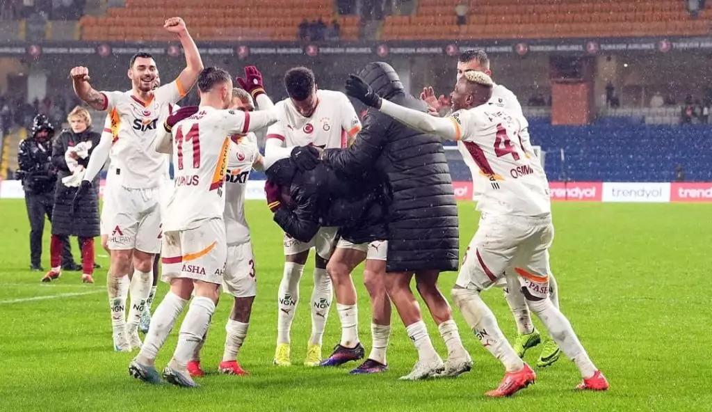 Não perca o duelo entre Hatayspor e Galatasaray pela 20ª rodada do Campeonato Turco. Saiba onde assistir e confira os desfalques das equipes.