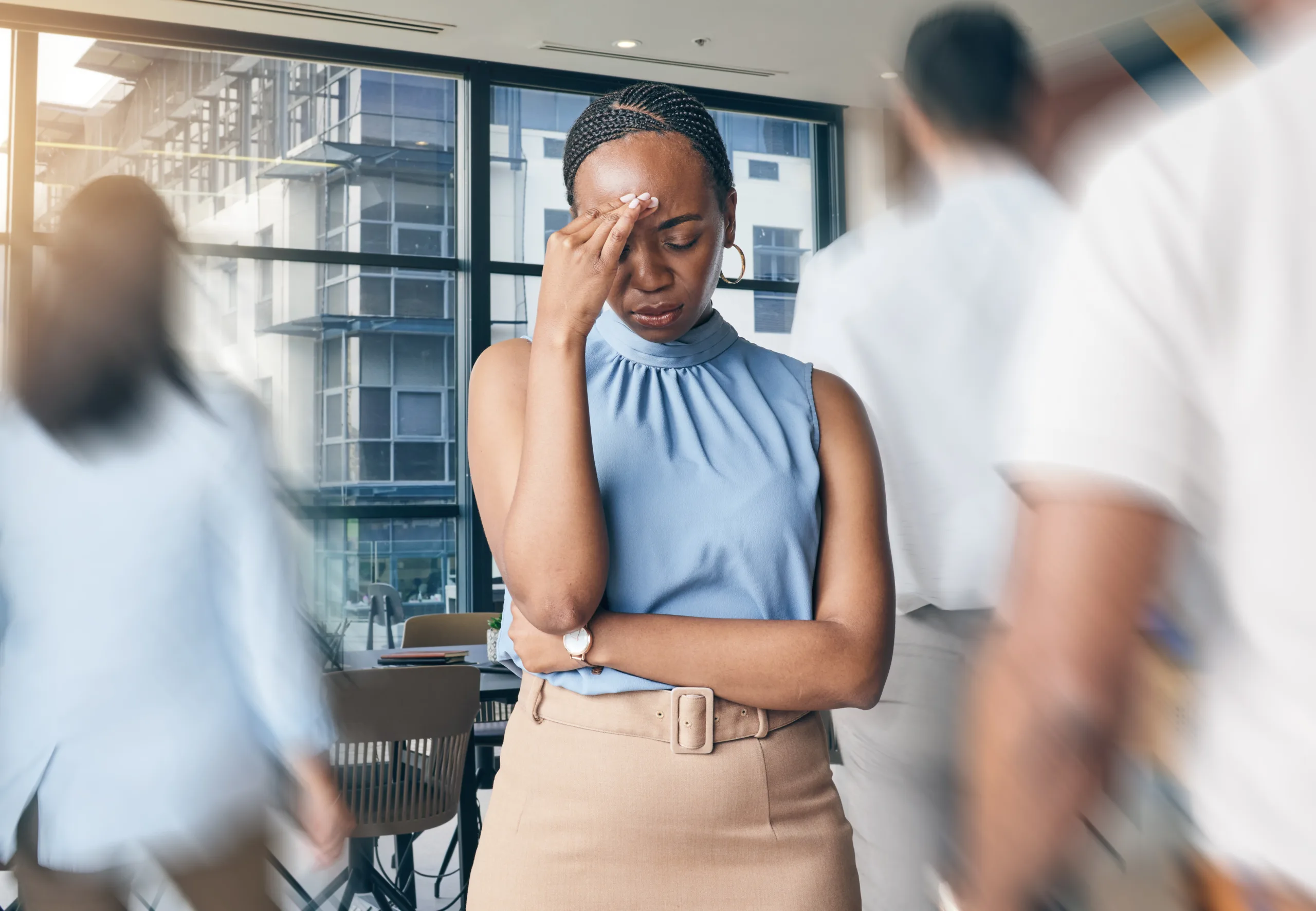 Aprenda a identificar a Síndrome de Burnout e como combater o esgotamento relacionado ao trabalho. Proteja sua saúde mental e física.