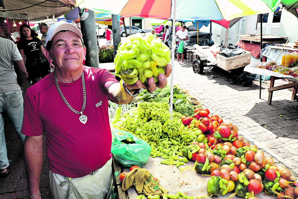 José Flávio da Silva, de 64 anos, também tem uma longa história com o Complexo. 