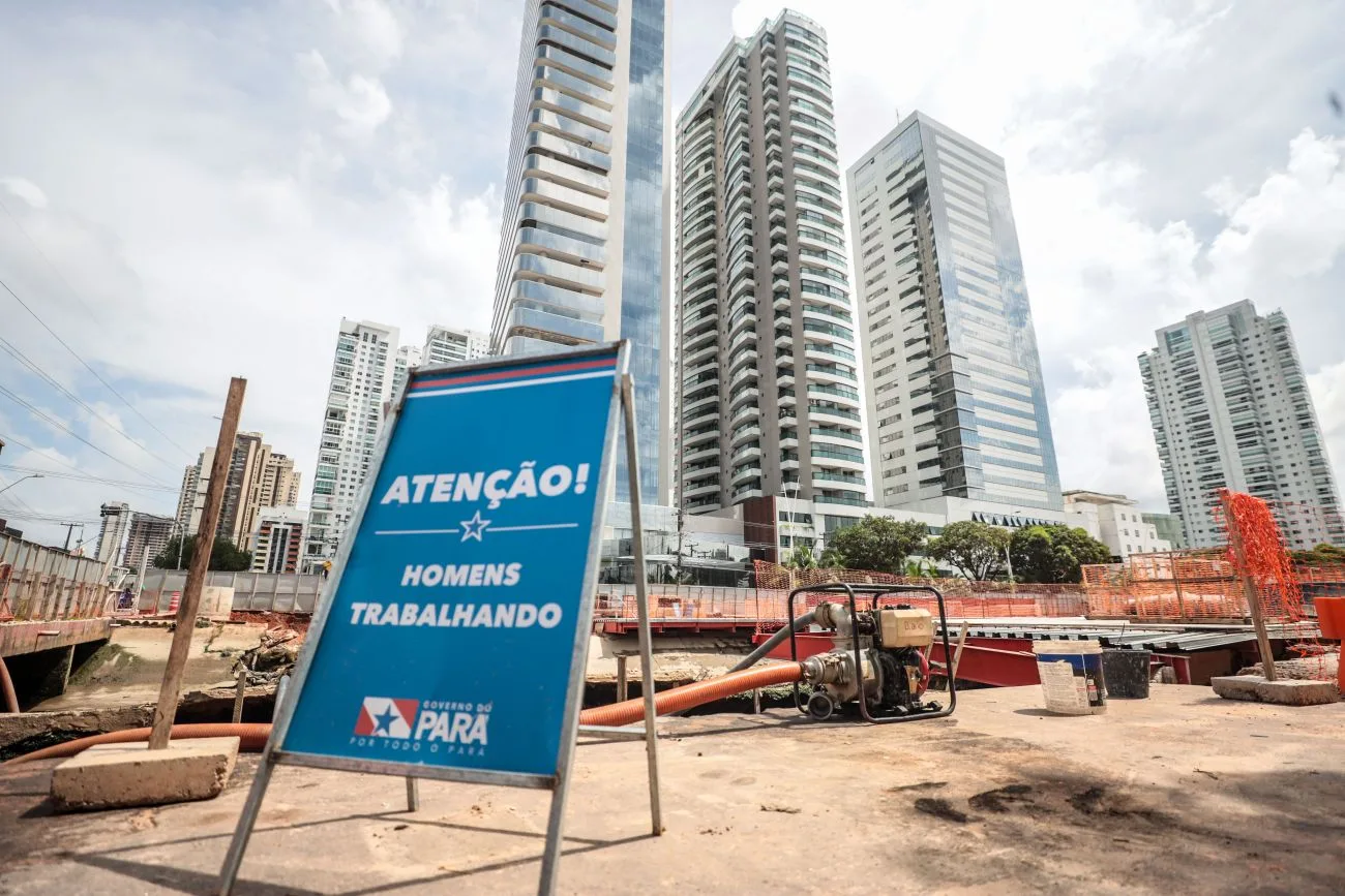 Trânsito na Av. Visconde de Souza Franco e transversais terá alteração nesta segunda-feira (13)