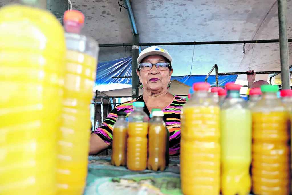 Com o tempo, Maria encontrou no Ver-o-Peso espaço para ter uma condição financeira melhor.