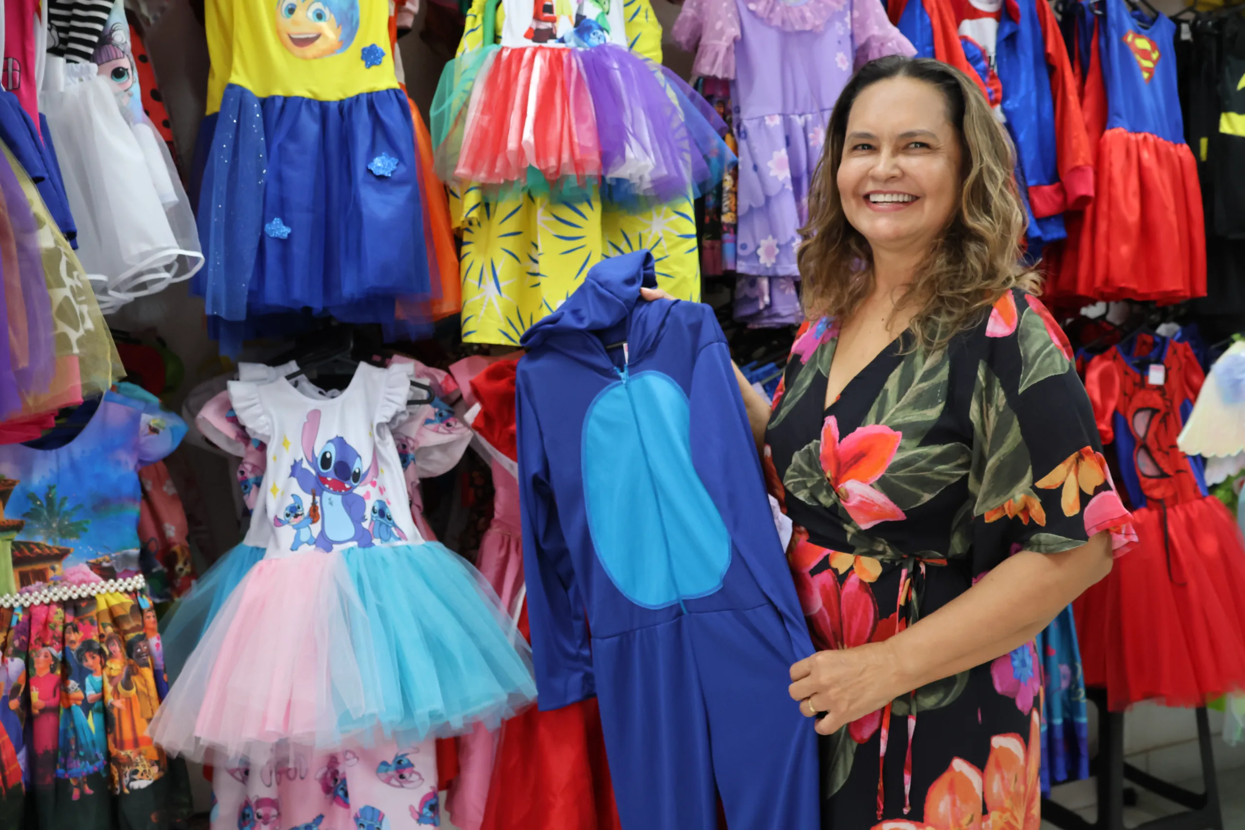 Rosilene Brabo investe em produtos que acredita que vão virar tendência neste Carnaval
FOTO: Irene Almeida