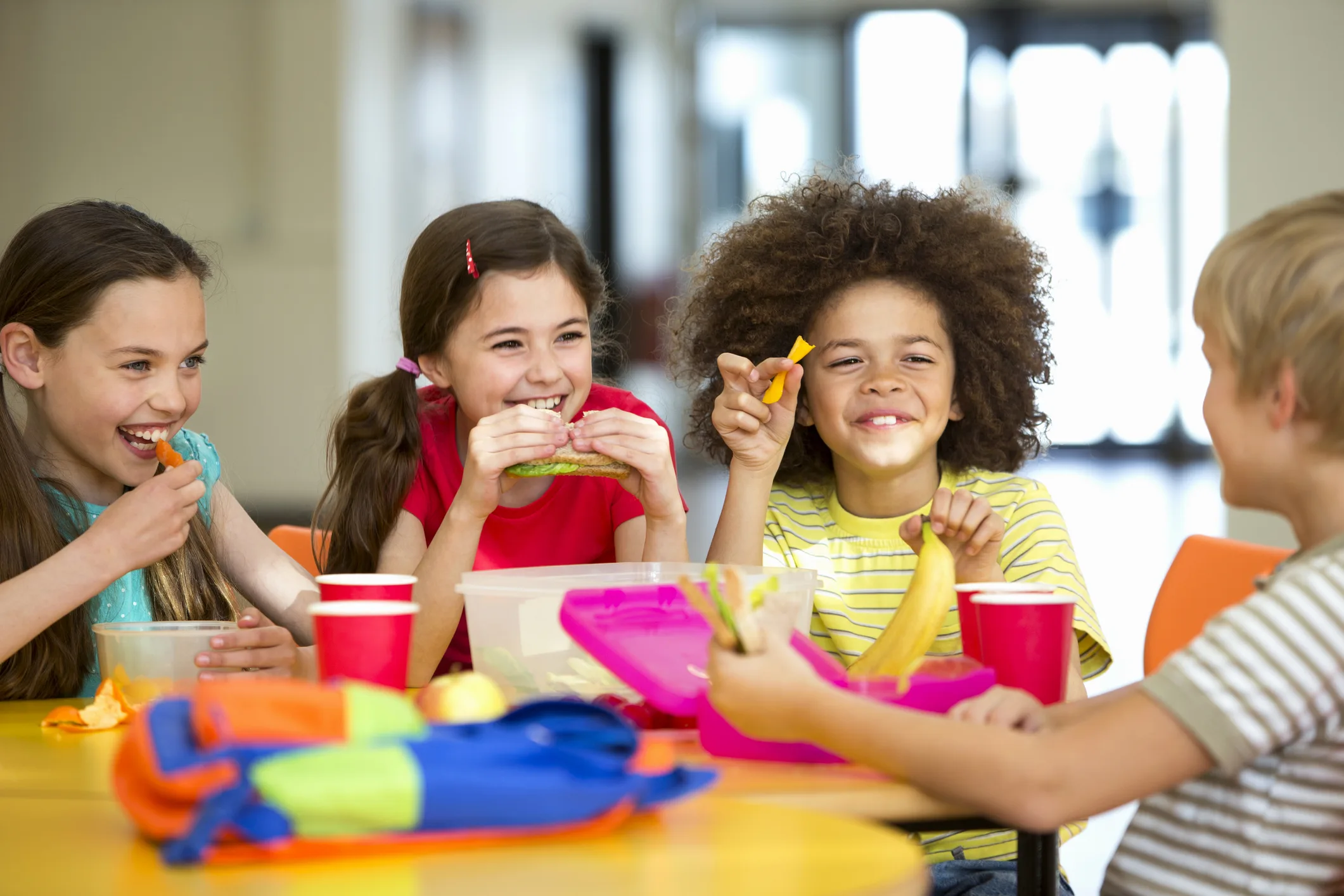 Volta às aulas: confira 5 receitas práticas e saudáveis para a lancheira das crianças