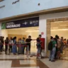 Com o intuito de facilitar o acesso da população à imunização, a Prefeitura de Belém promoveu mutirões de vacinação contra gripe (Influenza) e Covid-19, organizados em quatro shoppings da capital, pontos estratégicos da cidade. Fotos: Antonio Melo