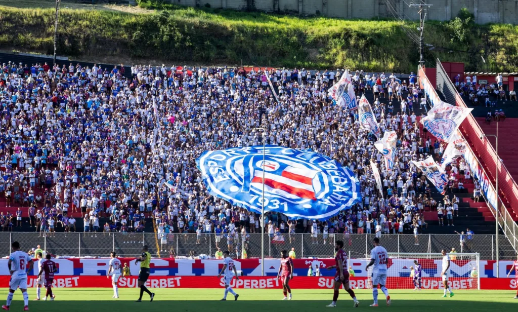 Bahia x Jacuipense se enfrentam na semifinal do Campeonato Baiano. Descubra os detalhes deste emocionante confronto.