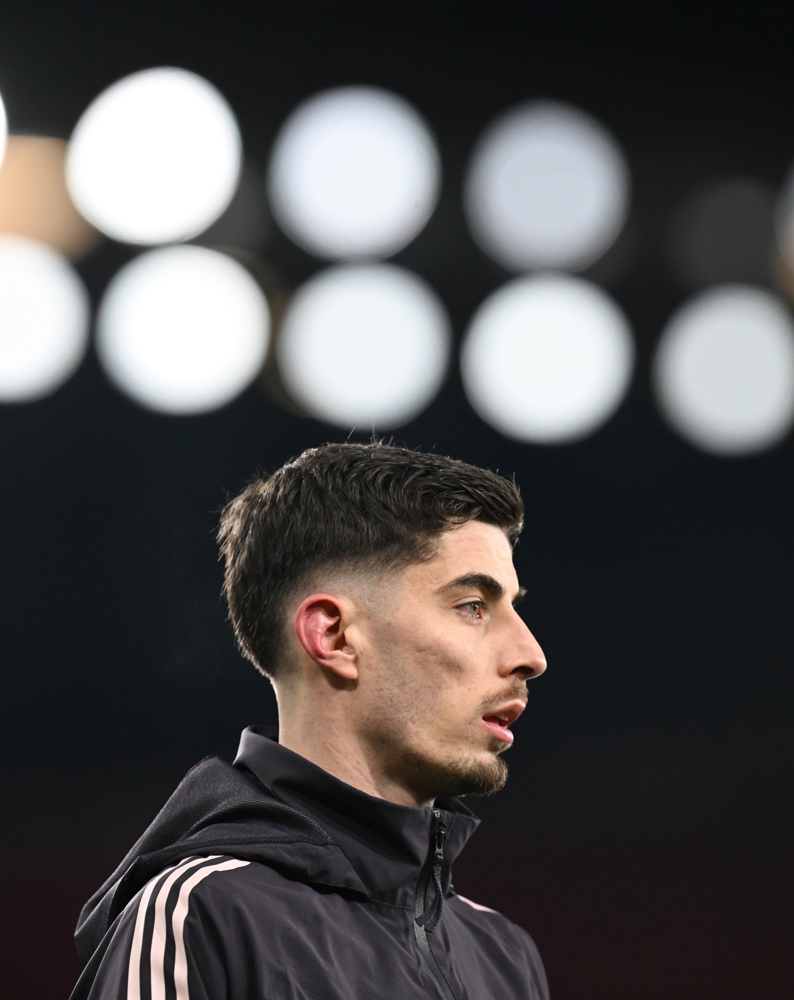 A rivalidade entre Arsenal e Manchester City em campo é de tirar o fôlego. Descubra o que esperar desse emocionante duelo.