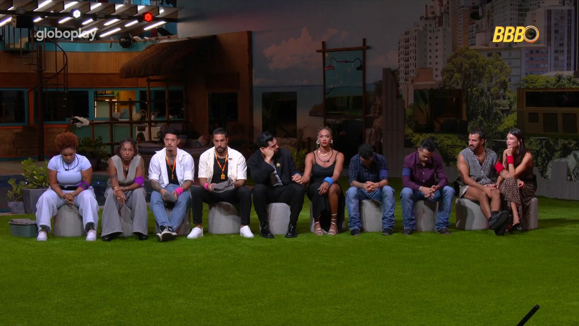 Descubra quem pode ser eliminado no Big Brother Brasil 25, com análises das enquetes e a competição acirrada entre os participantes.