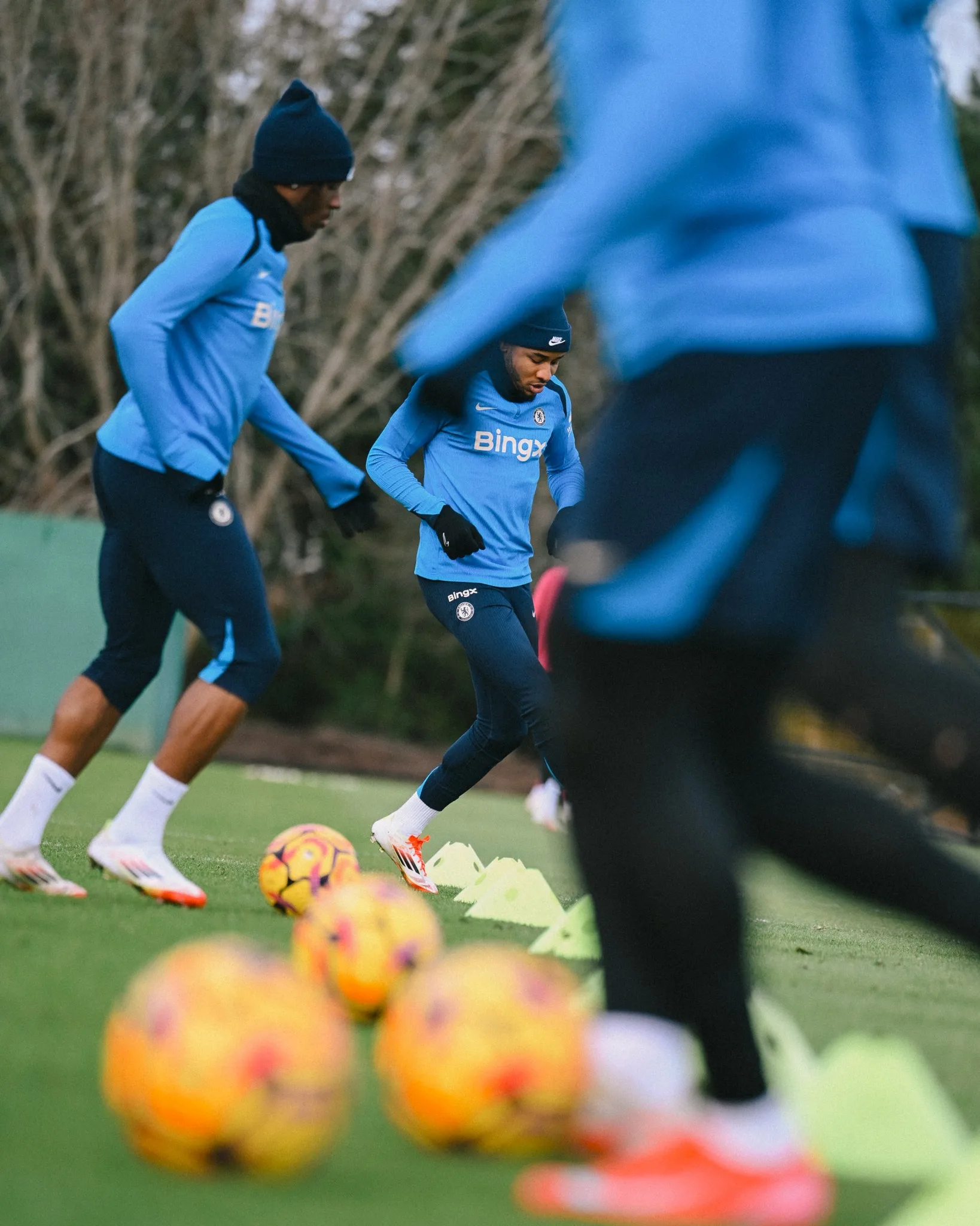 Acompanhe o confronto Aston Villa x Chelsea e descubra as expectativas para este jogo importante da Premier League.