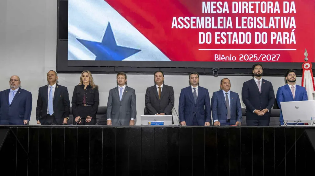 Descubra quem são os membros da nova Mesa Diretora da Alepa e quais são os planos para a Assembleia Legislativa do Pará. Descubra quem são os membros da nova Mesa Diretora da Alepa e quais são os planos para a Assembleia Legislativa do Pará.