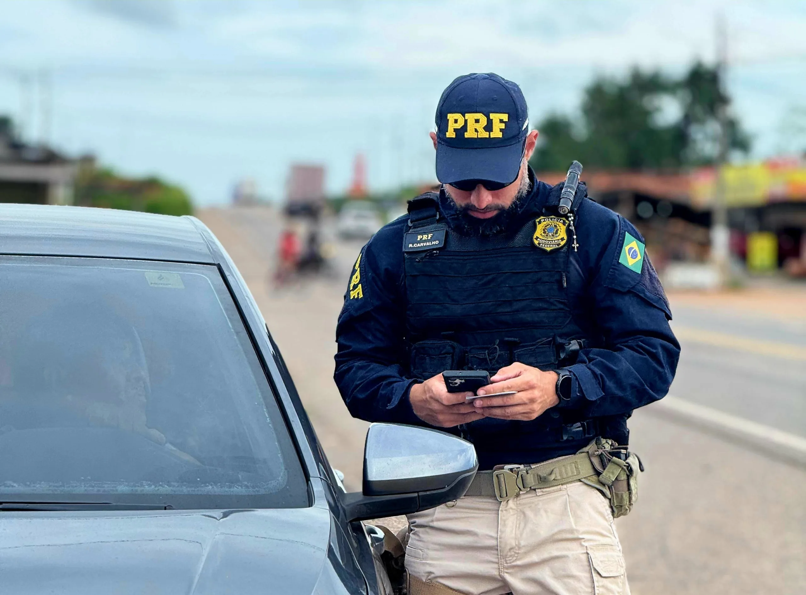 Saiba tudo sobre o Carnaval e o aumento do tráfego na rodovia BR-316. Prepare-se para a movimentação intensa deste ano.