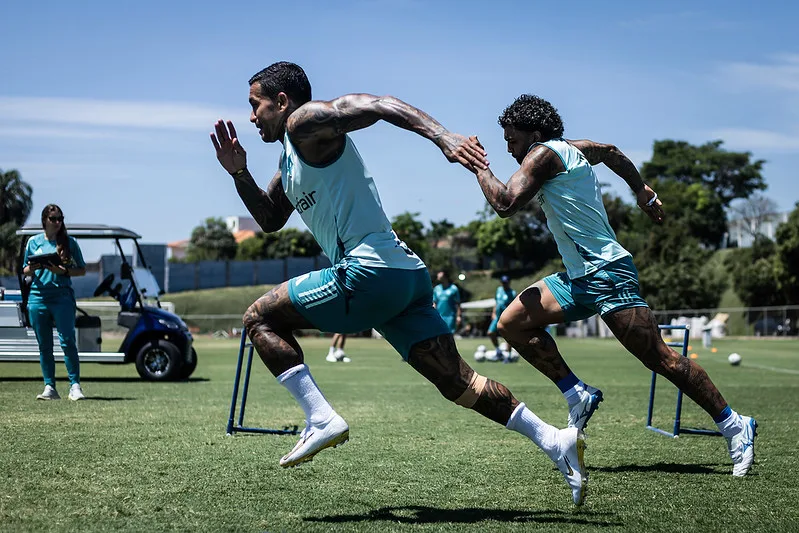 América-MG x Cruzeiro se enfrentam no Independência. Confira os detalhes da semifinal do Campeonato Mineiro neste 22 de fevereiro.