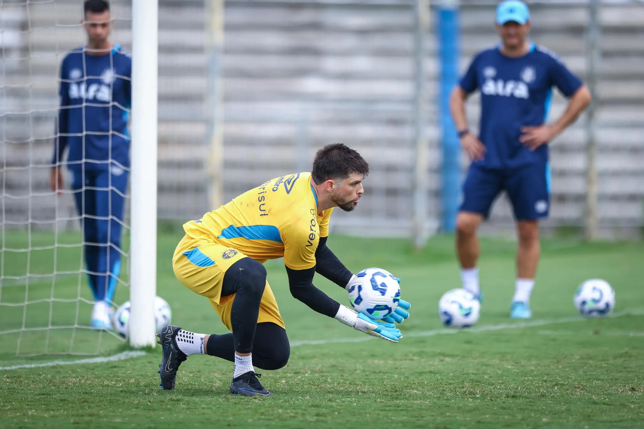 Não perca o confronto entre São Raimundo-RR e Grêmio na Copa do Brasil. Ingressos esgotados para um grande espetáculo!