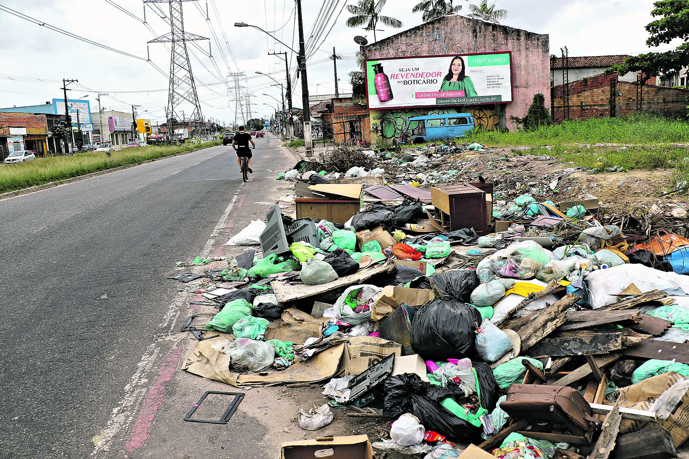 Ananindeua: Licitação irregular da coleta de lixo está na mira do MP. Foto: Wagner Almeida / Diário do Pará.