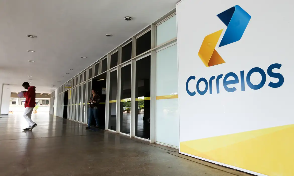 Consumidores podem negociar dívidas nos Correios a partir de segunda