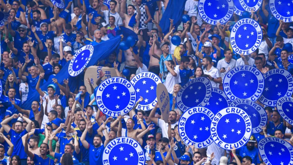 Os times Cruzeiro e América-MG se enfrentam em uma partida eletrizante no Estádio Mineirão. Saiba tudo sobre o embate! Foto: Divulgação