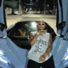 A fiança foi paga pelo rapper Orochi, amigo e parceiro musical de Oruam, que foi à delegacia a bordo de uma McLaren do modelo 720S. O carro custa cerca de R$ 3 milhões.