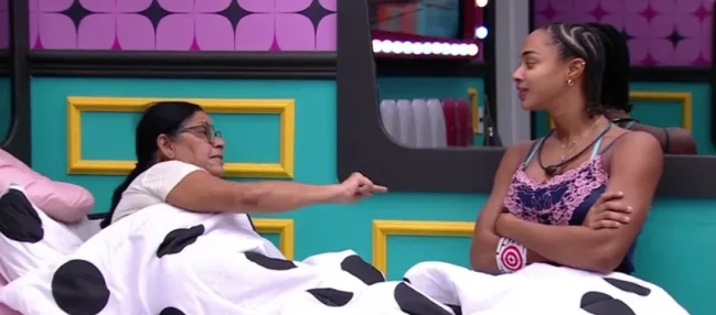 No episódio do Big Brother Brasil 25, transmitido neste domingo, 9, uma interação entre Dona Delma e Aline gerou ampla discussão nas redes sociais.