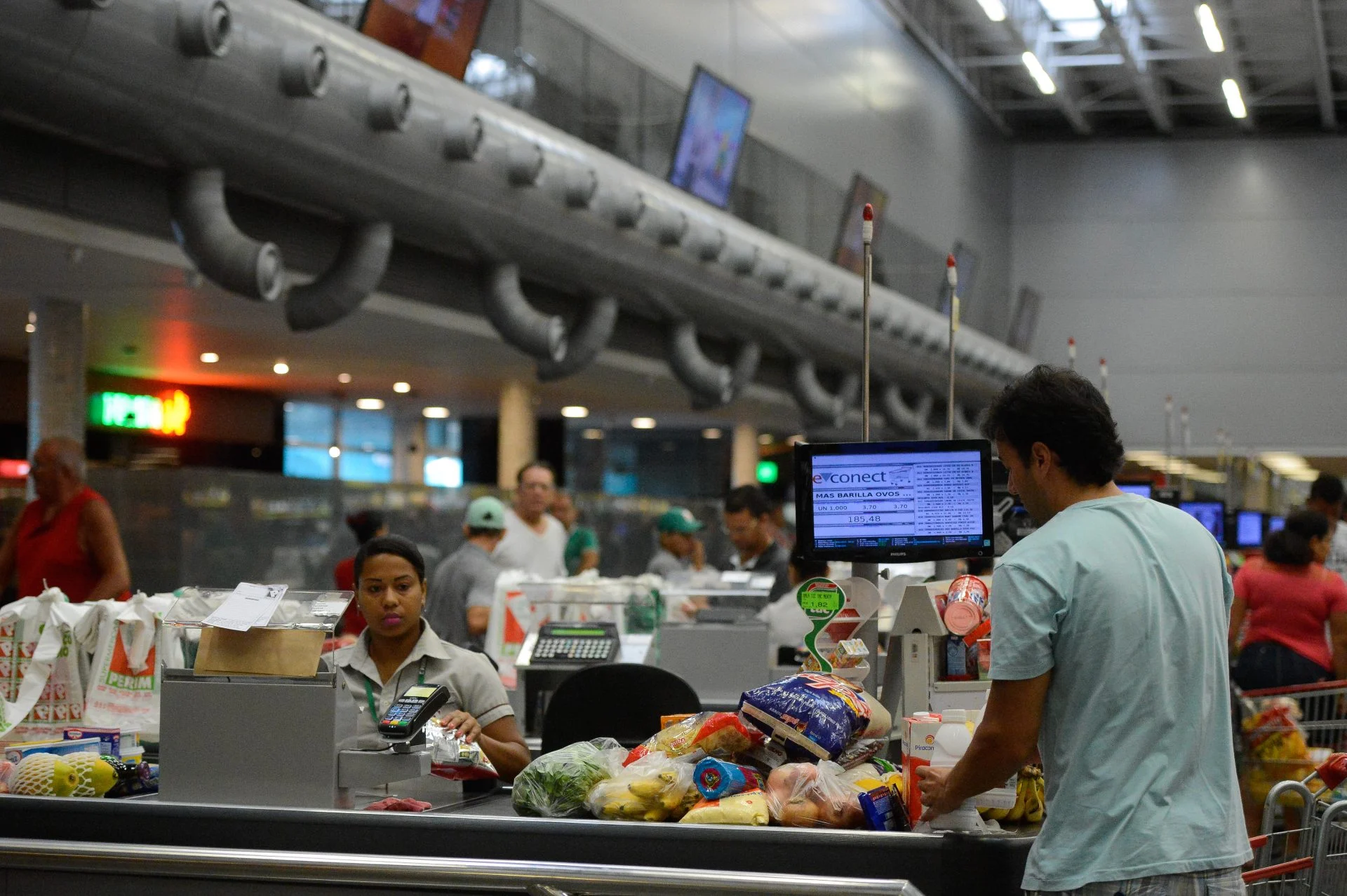 Varejo supermercadista oferece um grande volume de empregos, mas algumas barreiras afastam candidatos dessas vagas. Foto: Divulgação