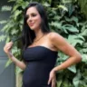Ela postou uma foto que evidencia a barriga de gestante --ela está à espera de Mel, sua segunda filha com o jogador.
