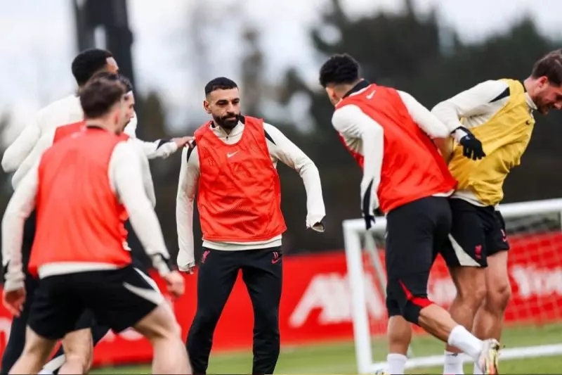 Liverpool de Salah encerrou a preparação para a final da Copa da Liga Inglesa contra o Newcastle – Foto: Liverpool/Divulgação
