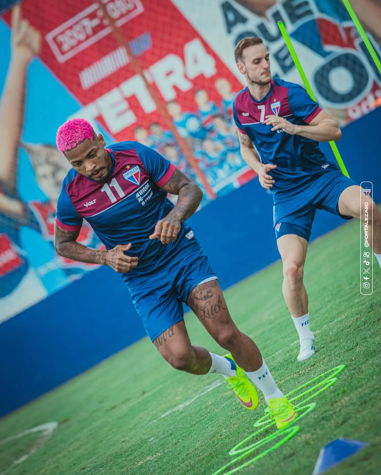 O Clássico das Cores, um dos confrontos mais esperados do futebol cearense, coloca frente a frente Fortaleza e Ferroviário.