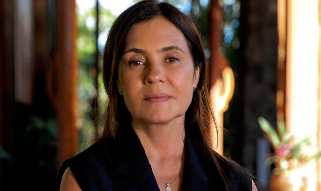 Adriana Esteves encerra ciclo na TV Globo após 36 anos de carreira