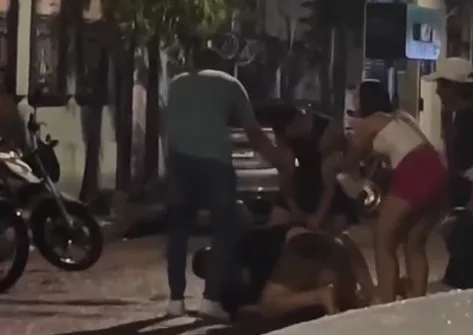 Na madrugada deste sábado, um bombeiro foi vítima de uma agressão covarde praticada por três policiais militares no Reduto.